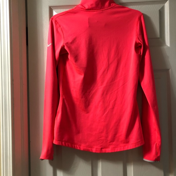 Nike pullover - Picture 2 of 2